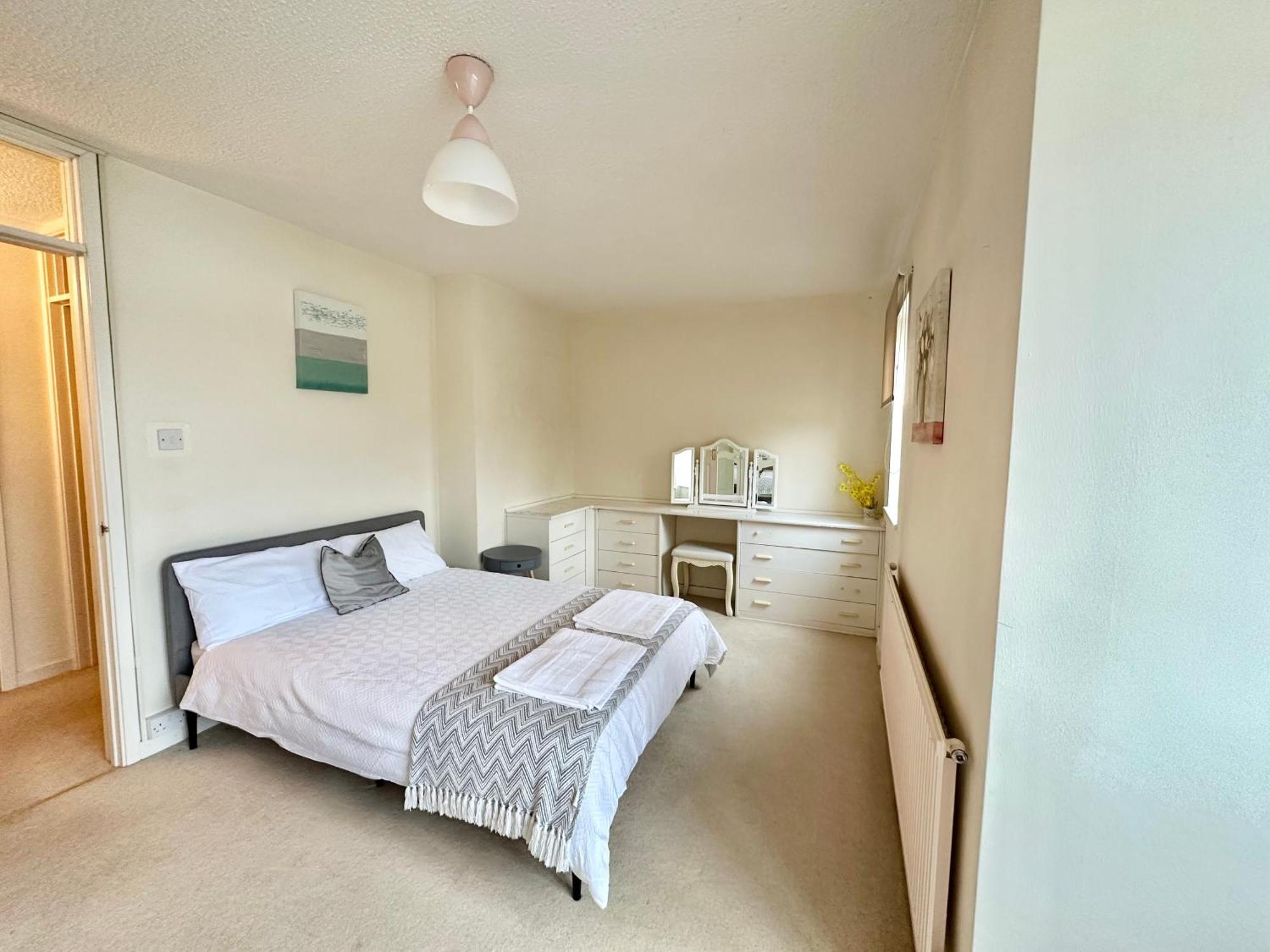 Lovely Flat With View Swansea