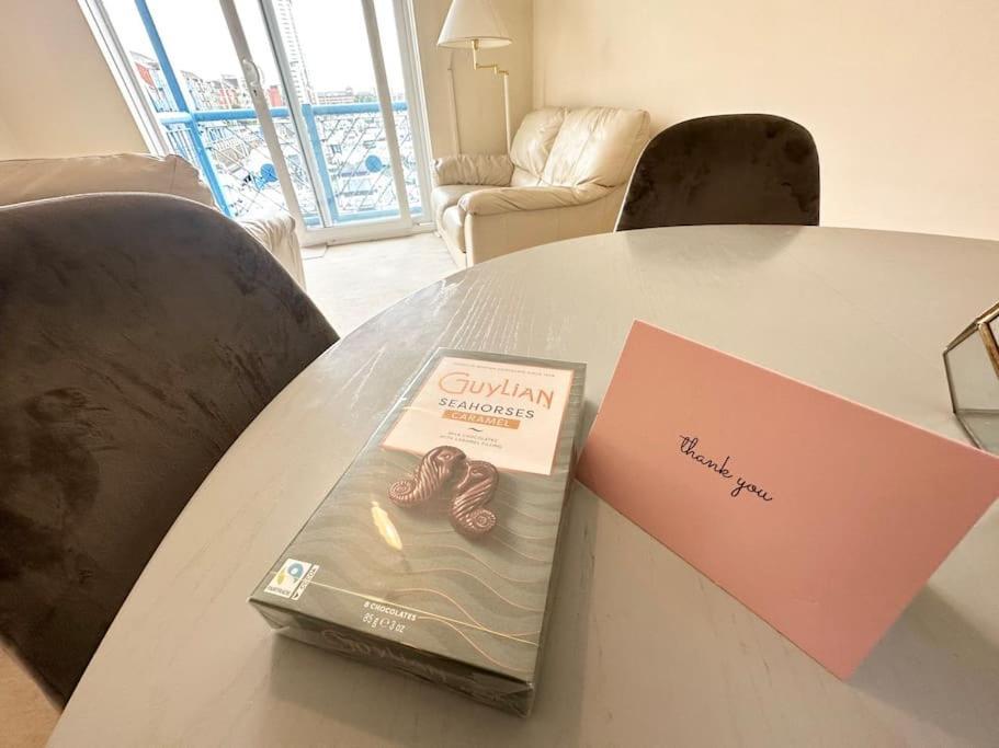 Lovely Flat With View Apartment Swansea